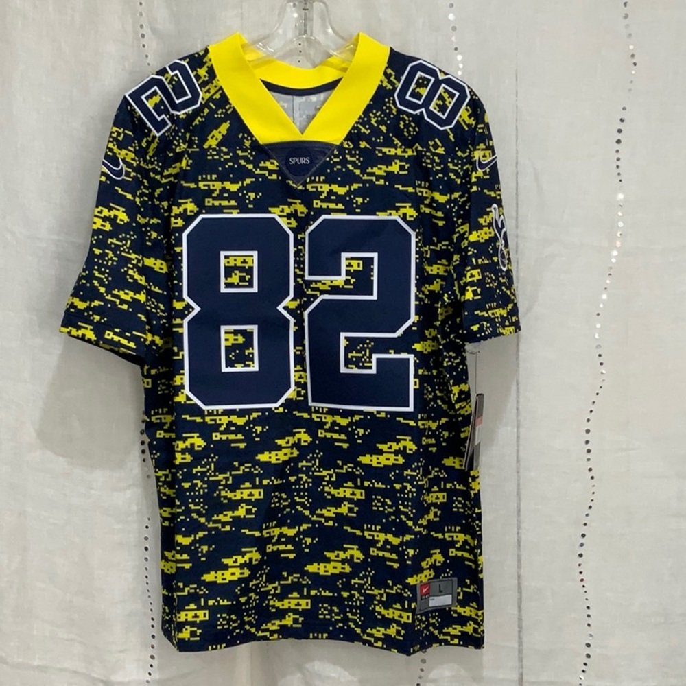 NWT Men’s Nike Tottenham Hotspur Jersey Large